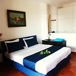 Apart-hotel Bay Milia