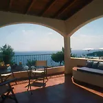 Bay Apart-hotel Milia