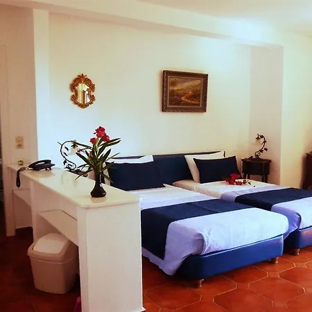 Apart-hotel Bay 3*