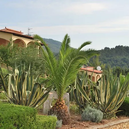 Bay Apart-hotel Milia