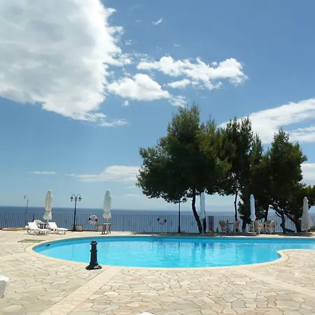 Bay Apart-hotel Milia