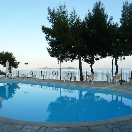 Bay 3* Milia